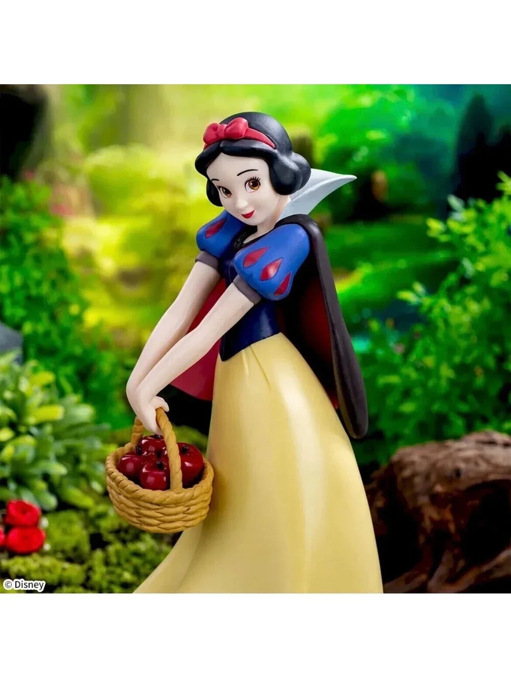 Disney Snow White and the Seven Dwarfs Luminasta Figure by SEGA